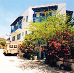 enlarge photo